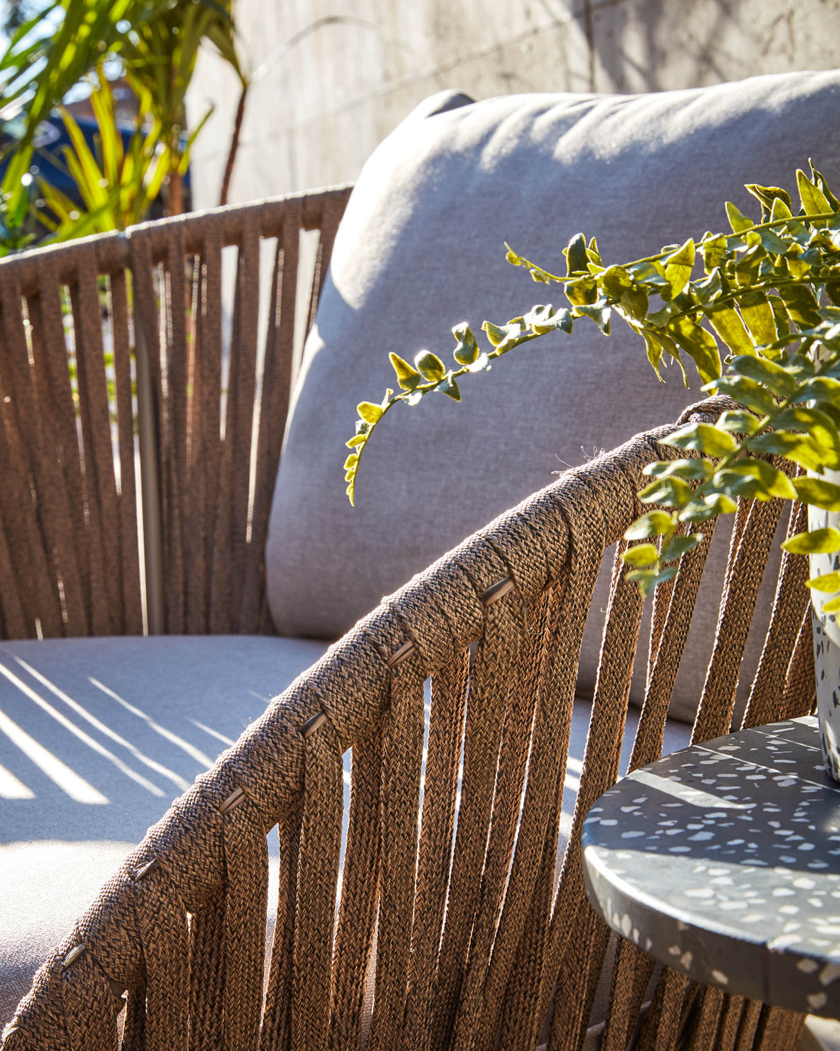 Branzie Sessel aus braunem Seil - ZEN ZONE Furniture