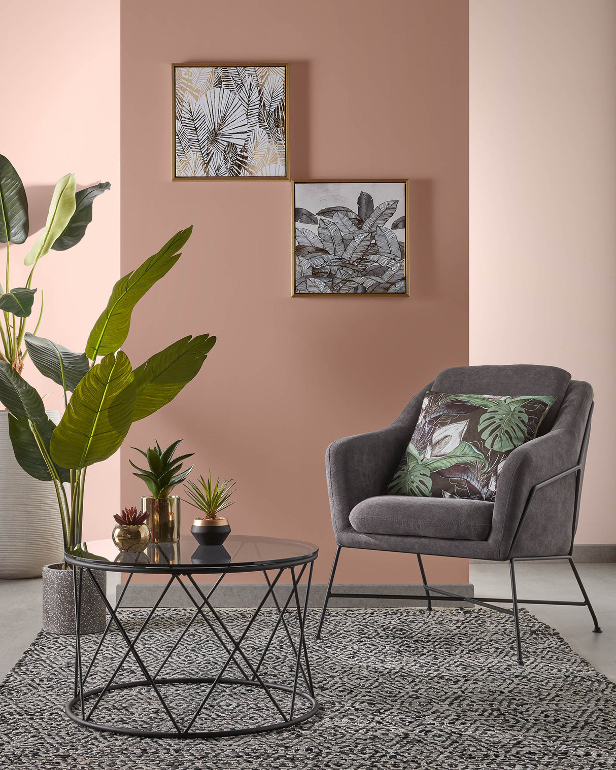 Brida Sessel dunkelgrau mit Stahlbeinen mit schwarzem Finish - ZEN ZONE Furniture