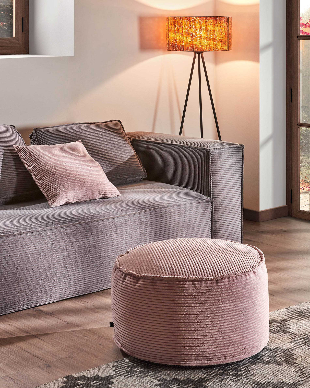 Wilma großer Pouf breiter Cord rosa Ø 70 cm - ZEN ZONE Furniture