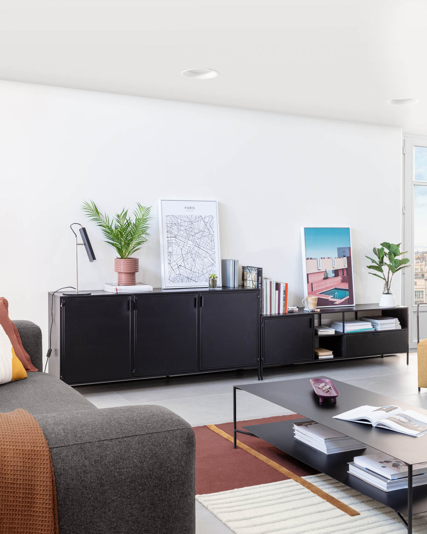 Shantay Sideboard 3 Türen aus Stahl mit Finish in Schwarz 160 x 72 cm - ZEN ZONE Furniture
