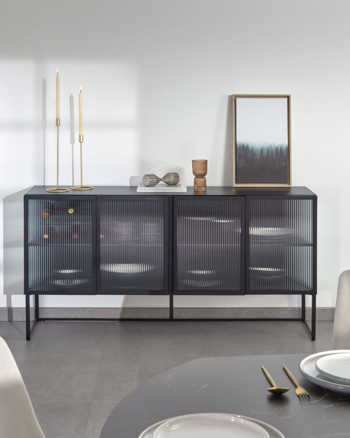 Trixie Sideboard 4 Türen aus Stahl in Schwarz 160 x 81 cm - ZEN ZONE Furniture