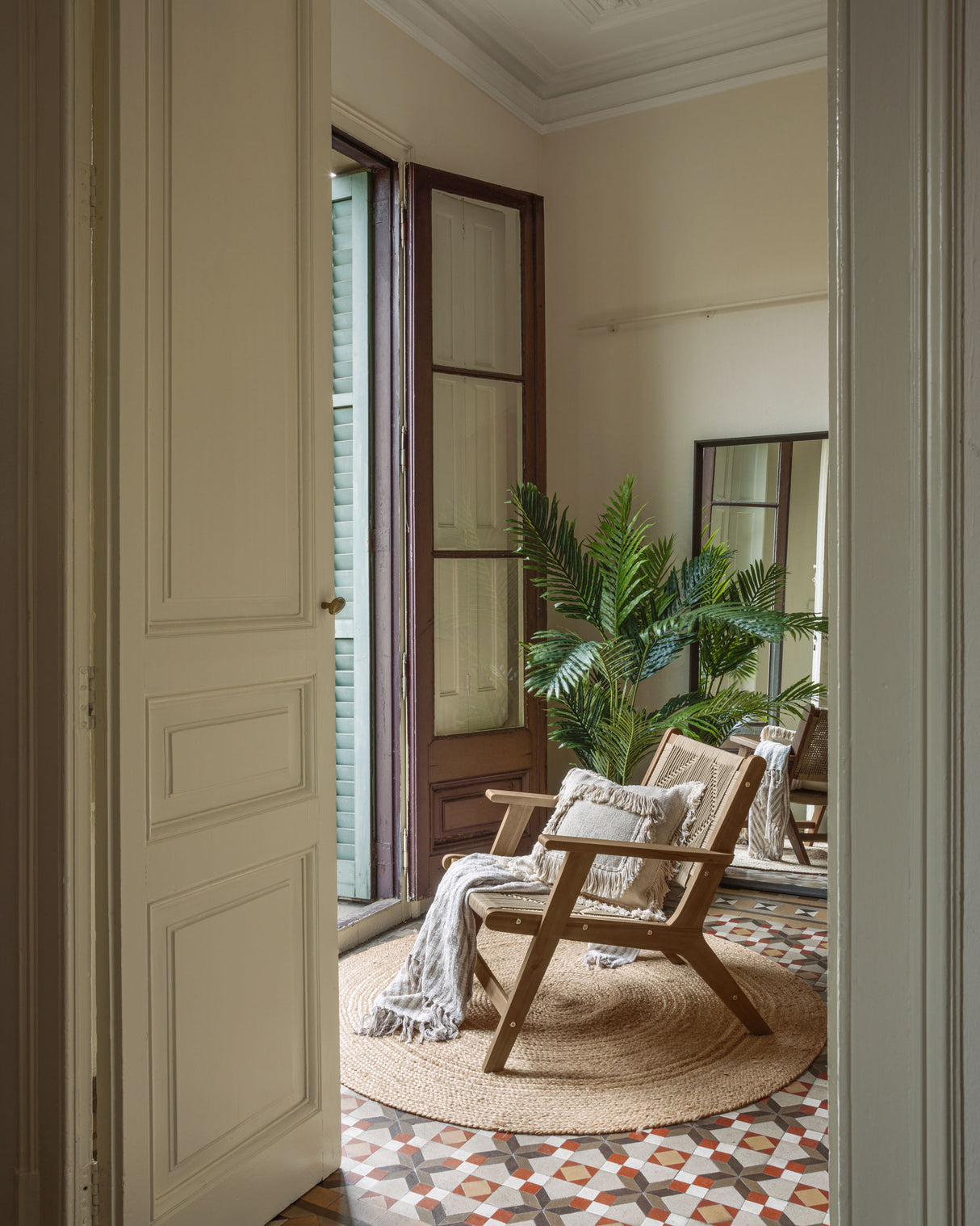 Geralda Sessel aus Akazienholz mit dunklem Finish FSC 100% - ZEN ZONE Furniture