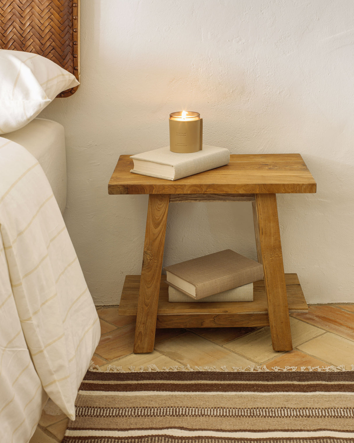 Safara Fußhocker aus massivem recyceltem Teakholz 50 x 32 cm - ZEN ZONE Furniture