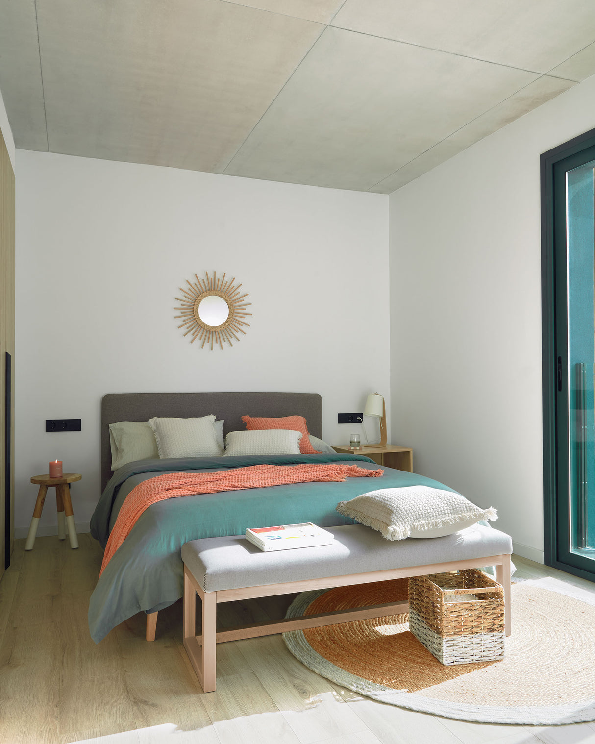 Loya Polsterbank beige und massives Buchenholz 128 cm - ZEN ZONE Furniture