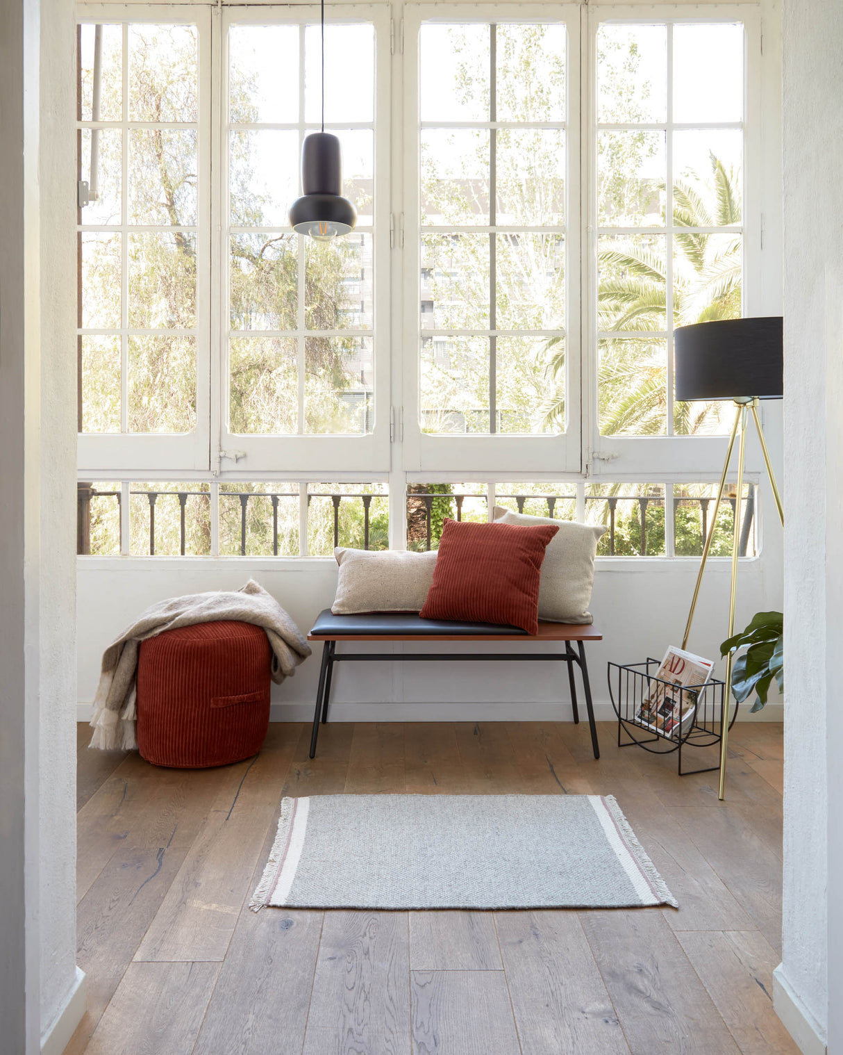 Carabel Bank aus Stahl und Nussholzfurnier 100 cm - ZEN ZONE Furniture