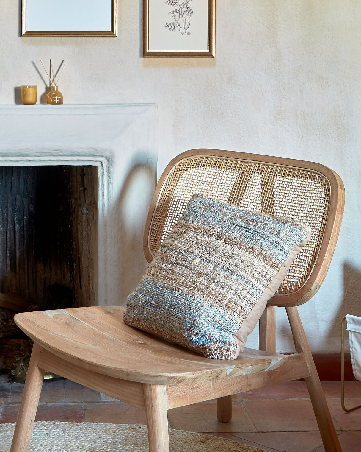 Nadra Sessel aus massivem Teakholz und Rattan - ZEN ZONE Furniture