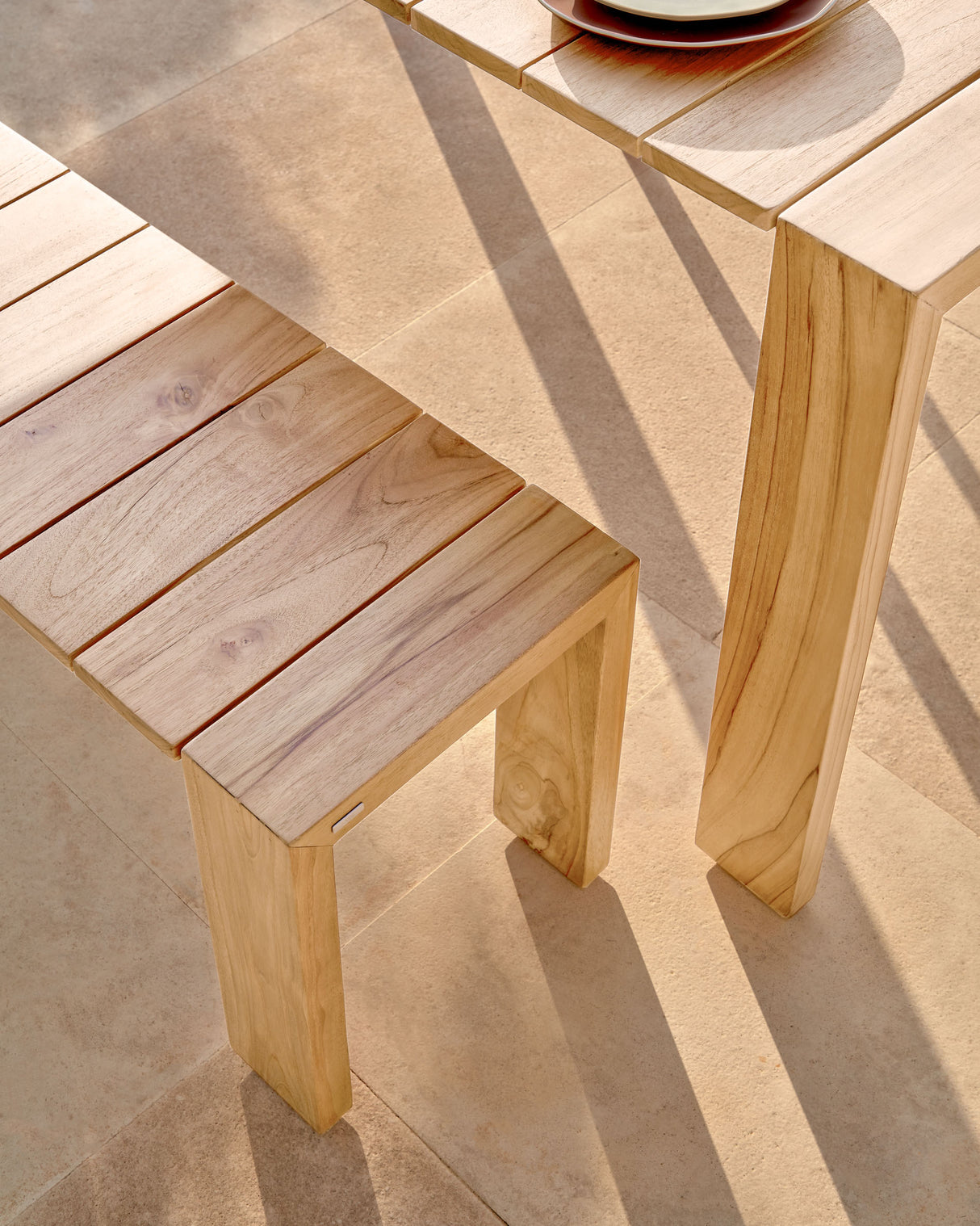 Gartenbank Victoire aus massivem Teakholz 215 cm - ZEN ZONE Furniture