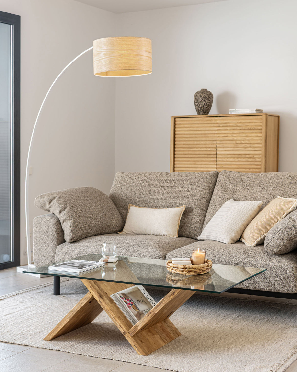 Waley Couchtisch aus Glas und Struktur aus massiver Eiche 120 x 70 cm - ZEN ZONE Furniture