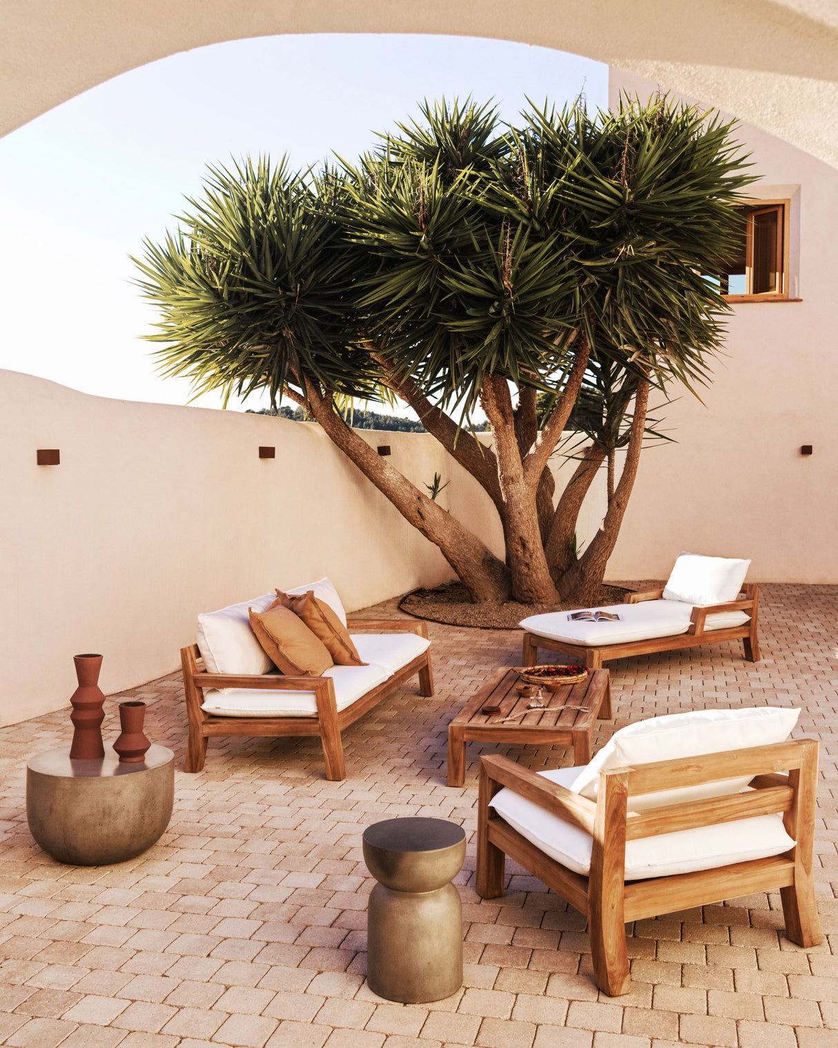 Forcanera Liegestuhl aus massivem Teakholz - ZEN ZONE Furniture