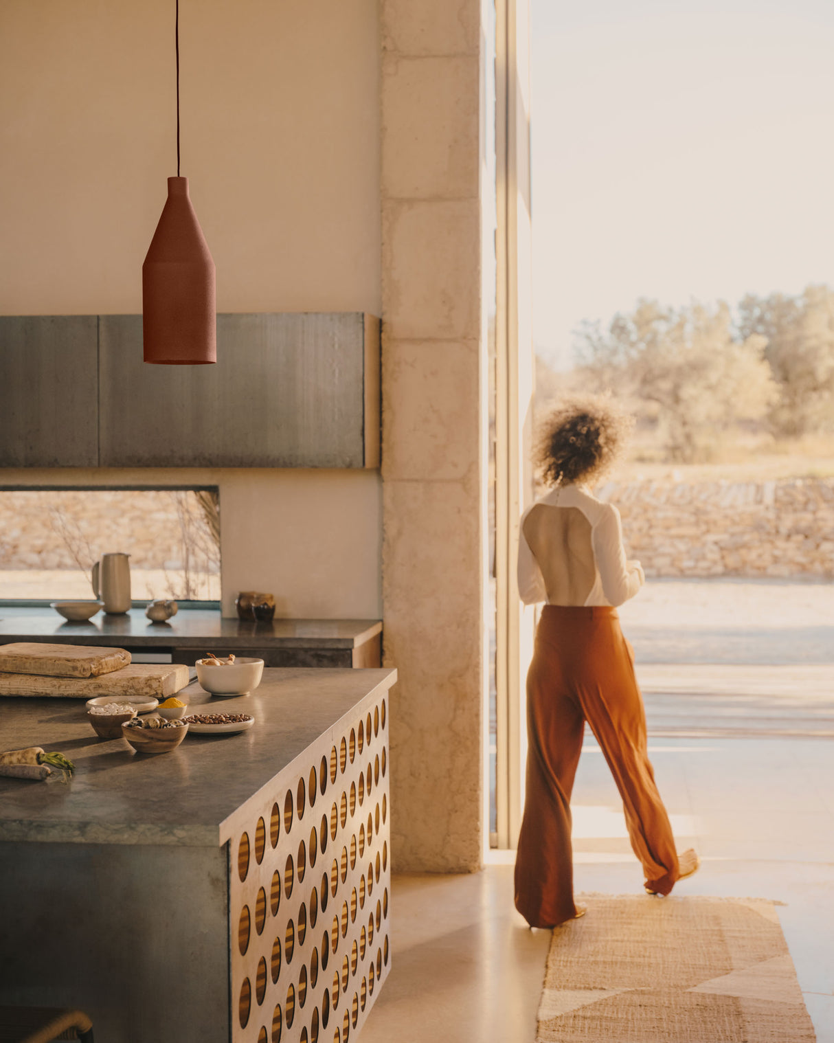 Peralta Deckenleuchte aus Metall mit Finish in Terrakotta Ø 15 cm - ZEN ZONE Furniture