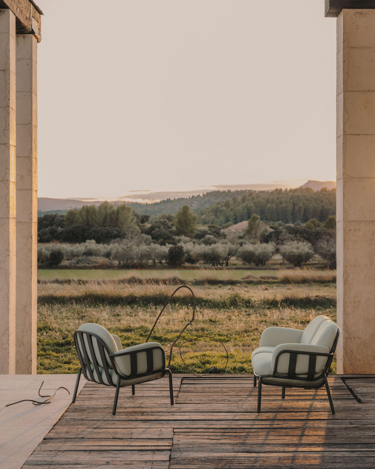 Joncols Gartensessel aus Aluminium mit Finish in Grün - ZEN ZONE Furniture