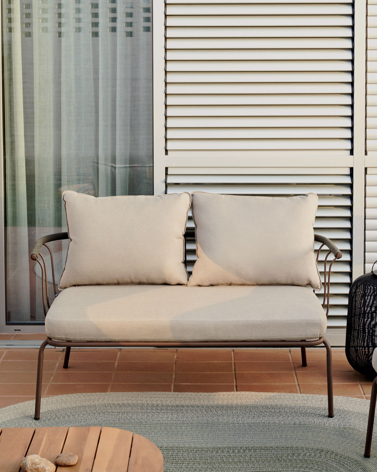 Salguer 2-Sitzer-Sofa aus grünem Seil und Stahl in Braun 134 cm - ZEN ZONE Furniture