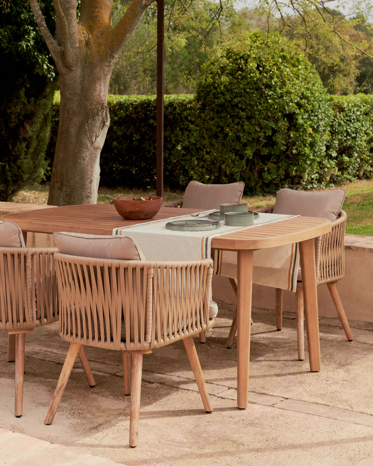 Hemilce Stuhl aus beigem Seil und Beinen aus massivem Akazienholz FSC 100% - ZEN ZONE Furniture