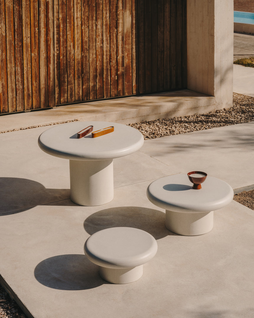 Addaia Couchtisch aus weißem Zement Ø 66 cm - ZEN ZONE Furniture