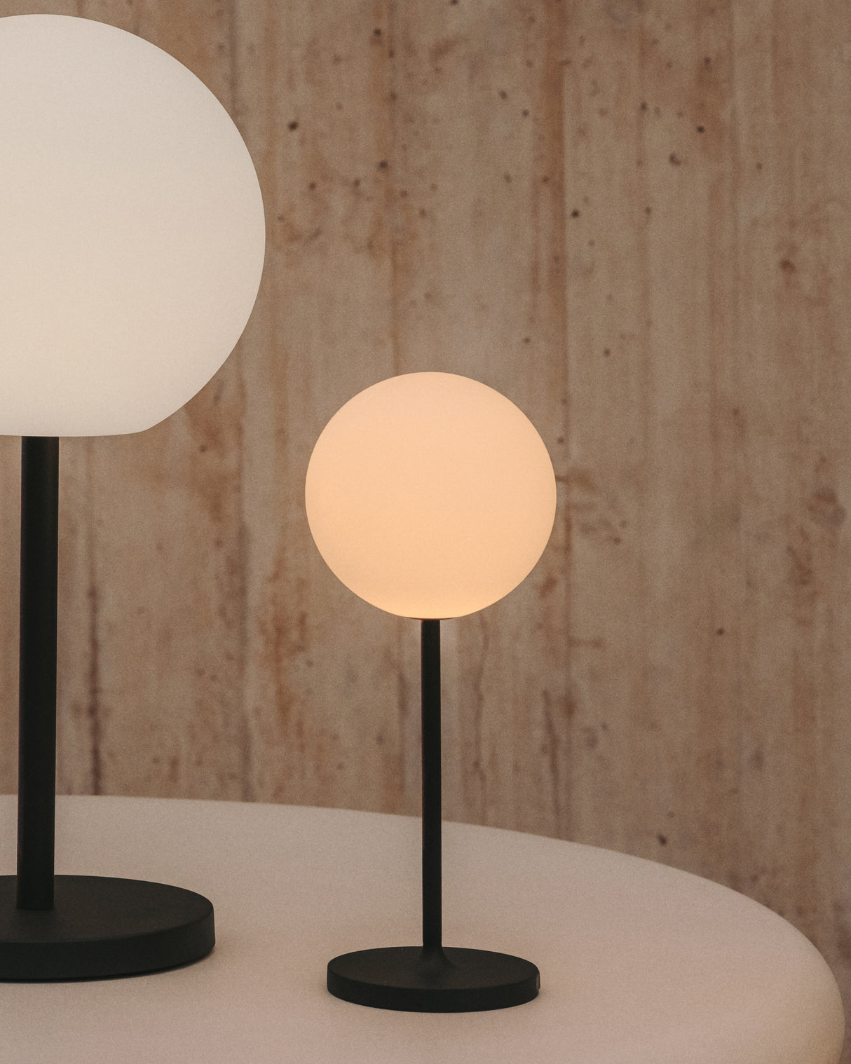 Outdoor Tischlampe Dinesh Aluminium in Schwarz 40 cm - ZEN ZONE Furniture