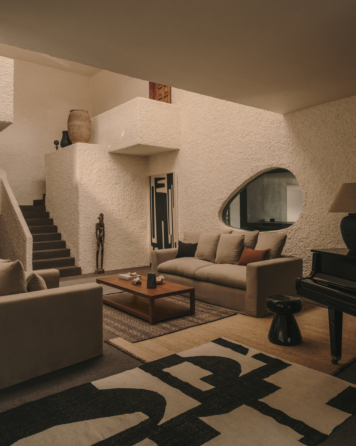 Sashi Couchtisch aus massivem Teakholz 150 x 70 cm - ZEN ZONE Furniture