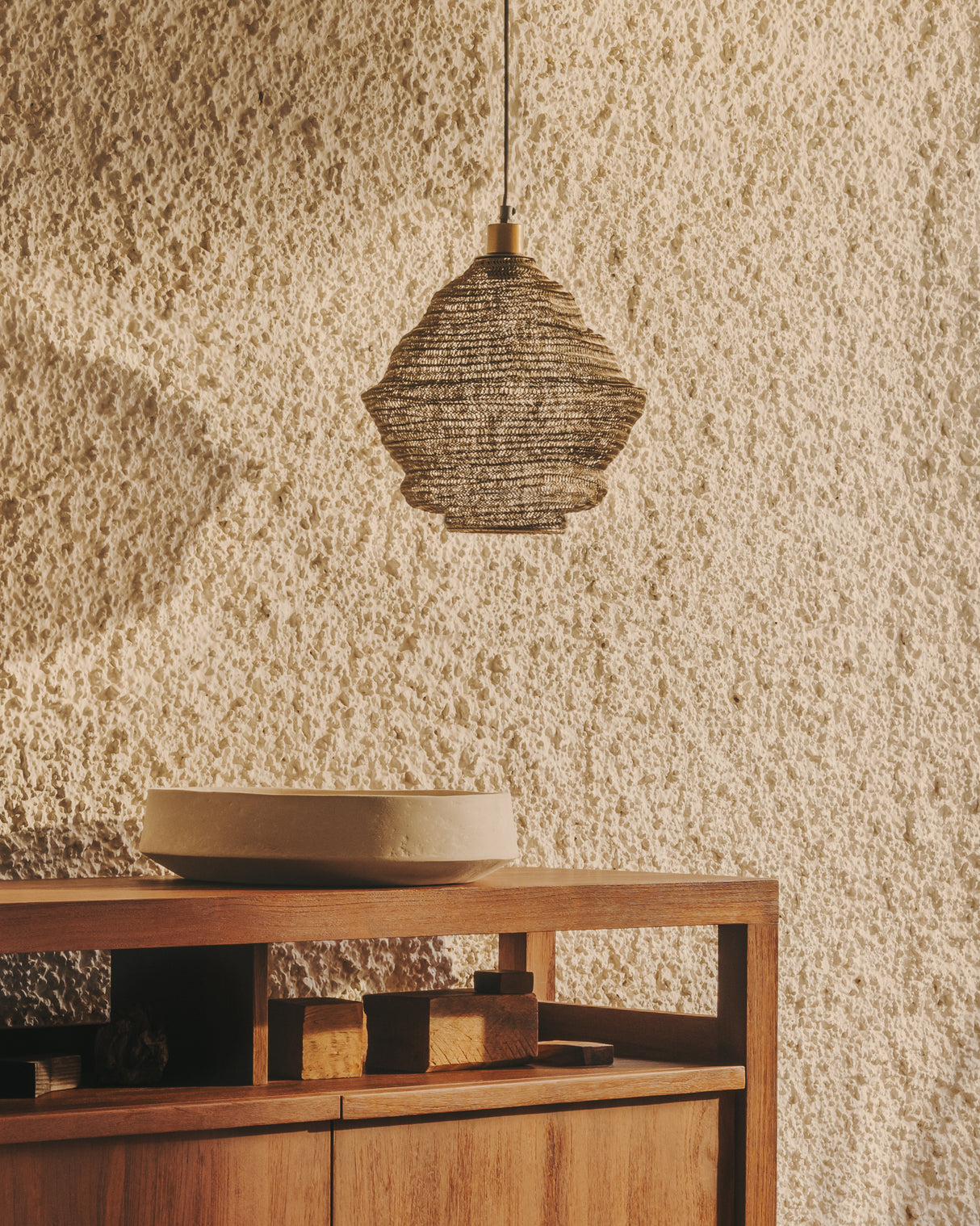 Sarraco Deckenlampe aus Metall goldfarben Ø 30 cm - ZEN ZONE Furniture