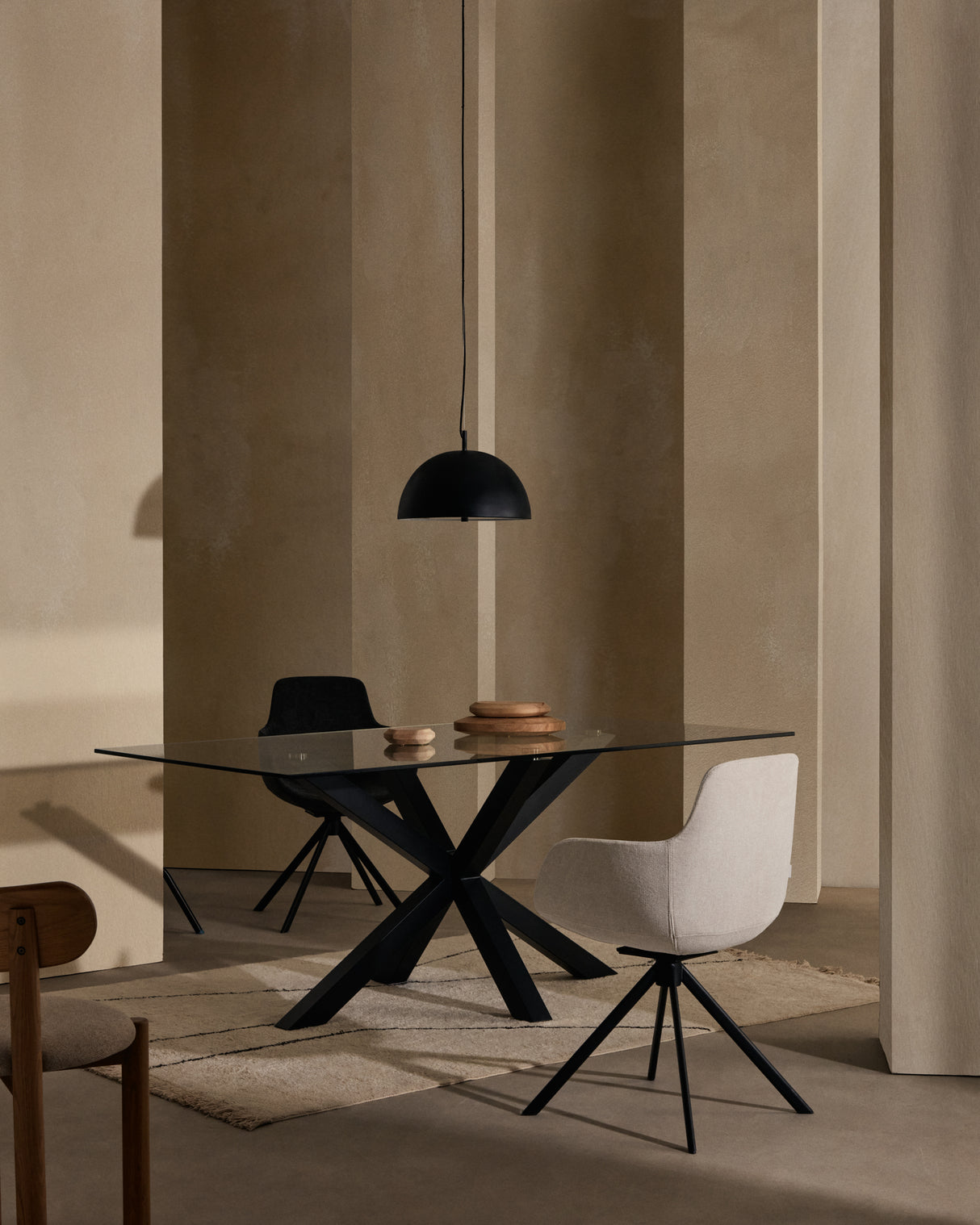 Argo Tisch aus Glas und Stahlbeine mit schwarzem Finish 160 x 90 cm - ZEN ZONE Furniture