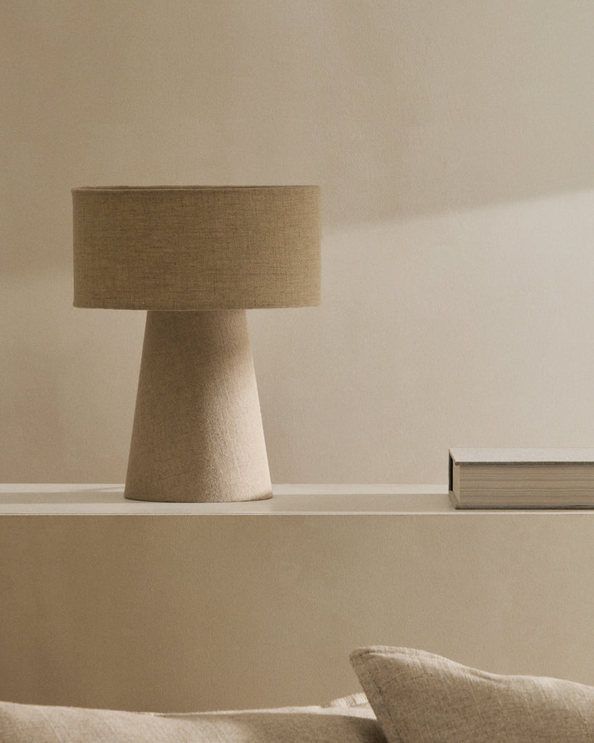 Algaida Tischlampe aus grauem Stoff - ZEN ZONE Furniture