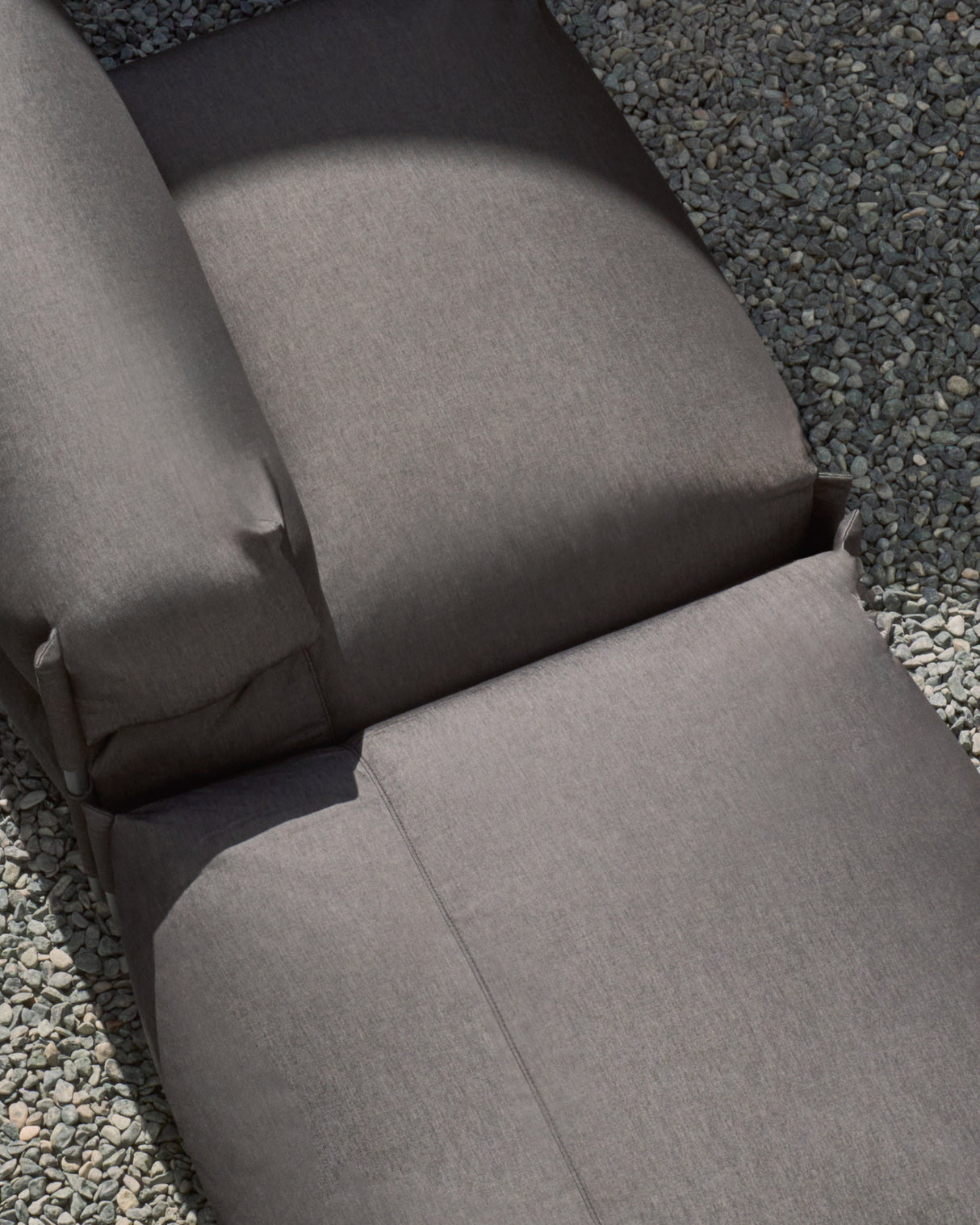 Square Puff Modularsofa 100% outdoor m. Rückenlehne dunkelgrau Alu schwarz 101 x 101 cm - ZEN ZONE Furniture