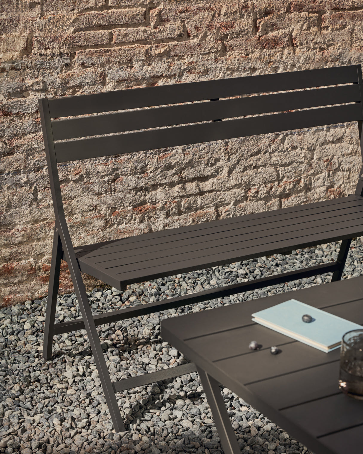 Faltbare Gartenbank Torreta aus Aluminium mit dunkelgrauem Finish - ZEN ZONE Furniture