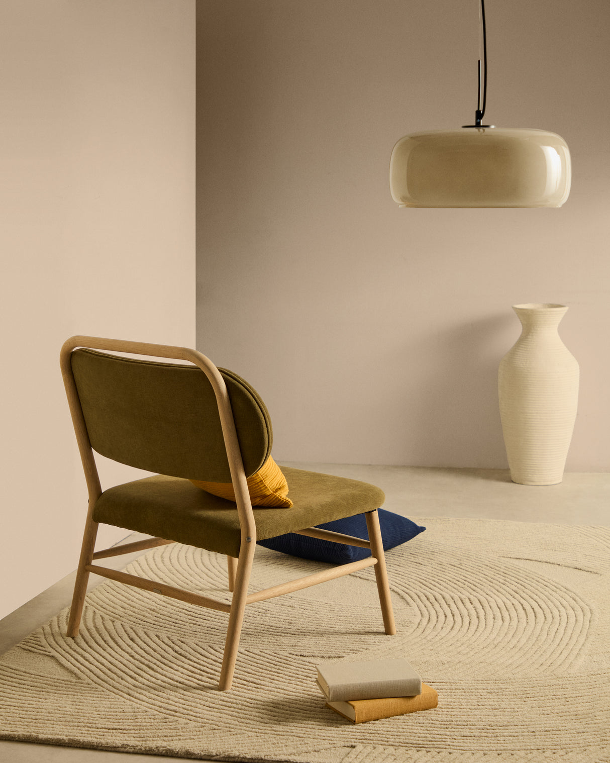 Sessel Helda aus grünem Chenille und massivem Eichenholz FSC Mix Credit - ZEN ZONE Furniture