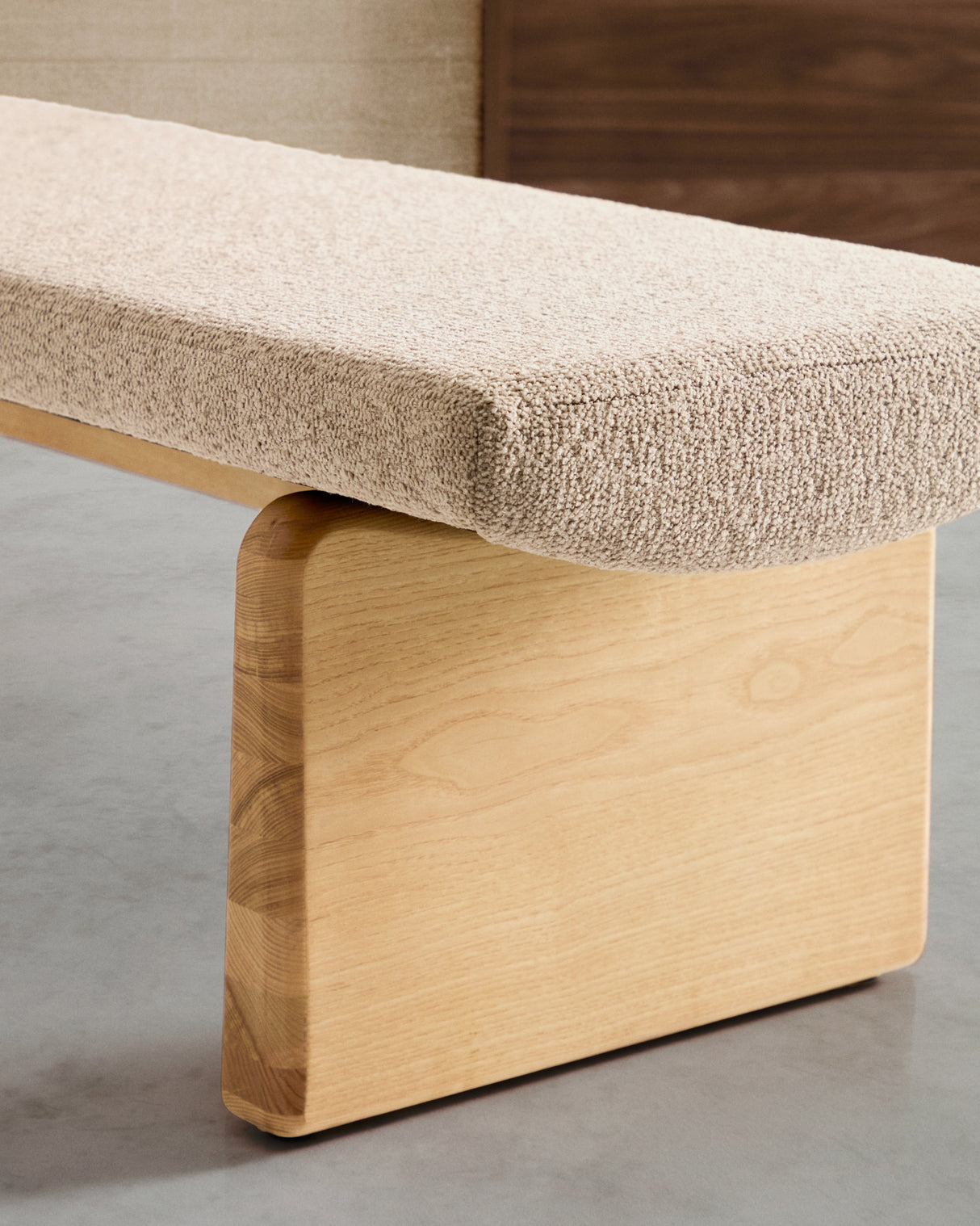 Polsterbank Topaz beige Chenille und massives Eschenholz mit natürlichem Finish 150cm FSC 100% - ZEN ZONE Furniture