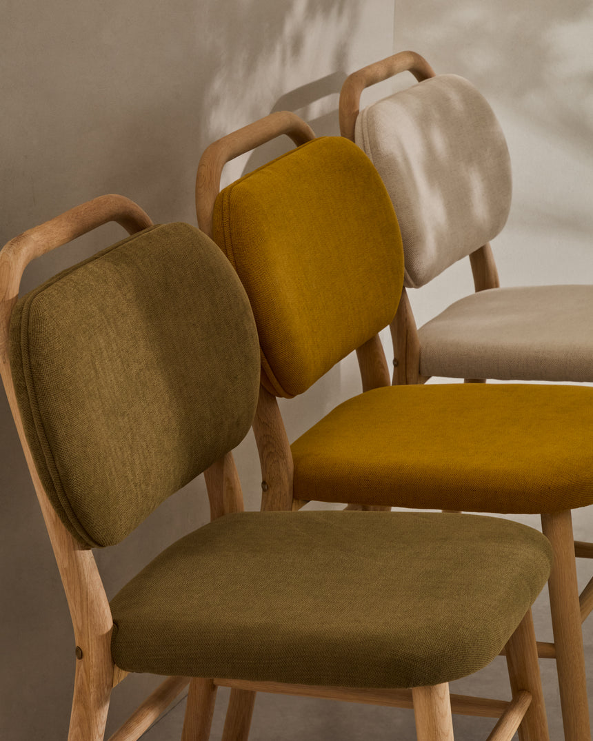 Helda Stuhl aus senfgelber Chenille und massivem Eichenholz FSC Mix Credit - ZEN ZONE Furniture