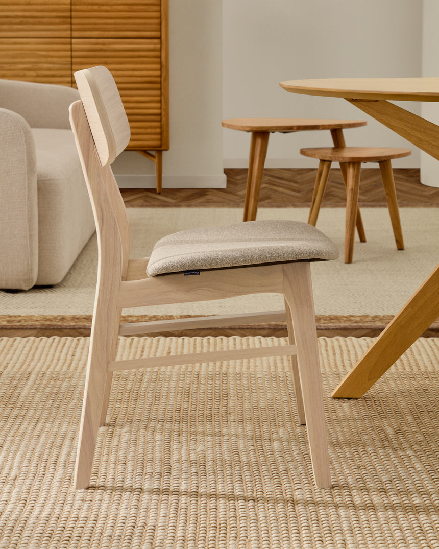 Selia Stuhl aus Eichenfurnier und massivem Kautschukholz gepolstert hellgrau - ZEN ZONE Furniture