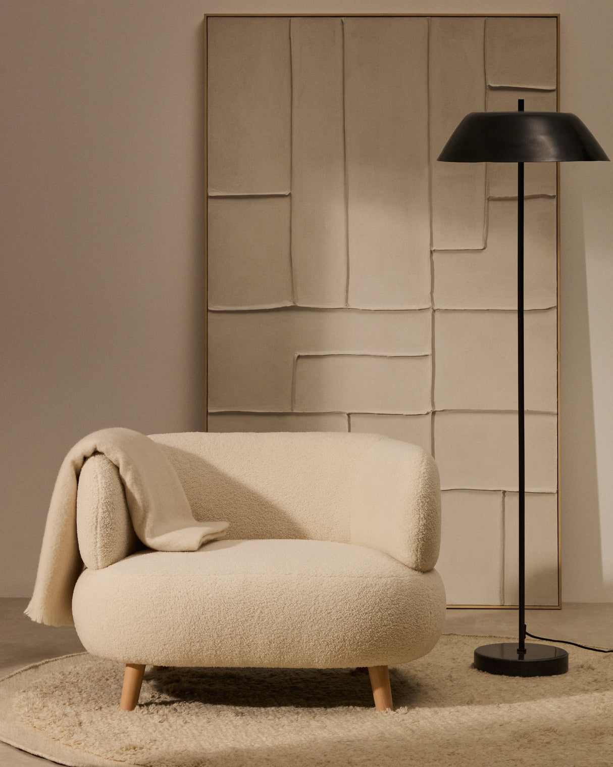 Luisa Sessel mit Bouclé-Bezug in Écru Beine aus massiver Buche 90 cm - ZEN ZONE Furniture