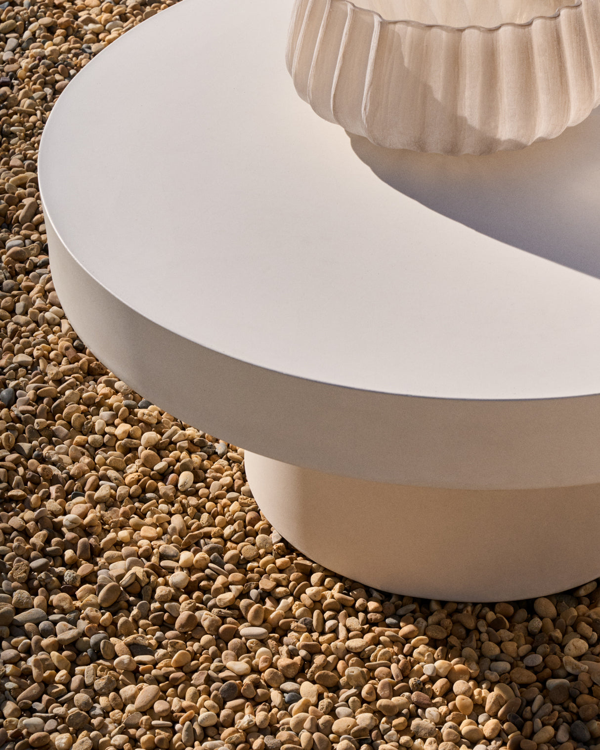 Aiguablava Couchtisch Weiß Ø 90 cm - ZEN ZONE Furniture