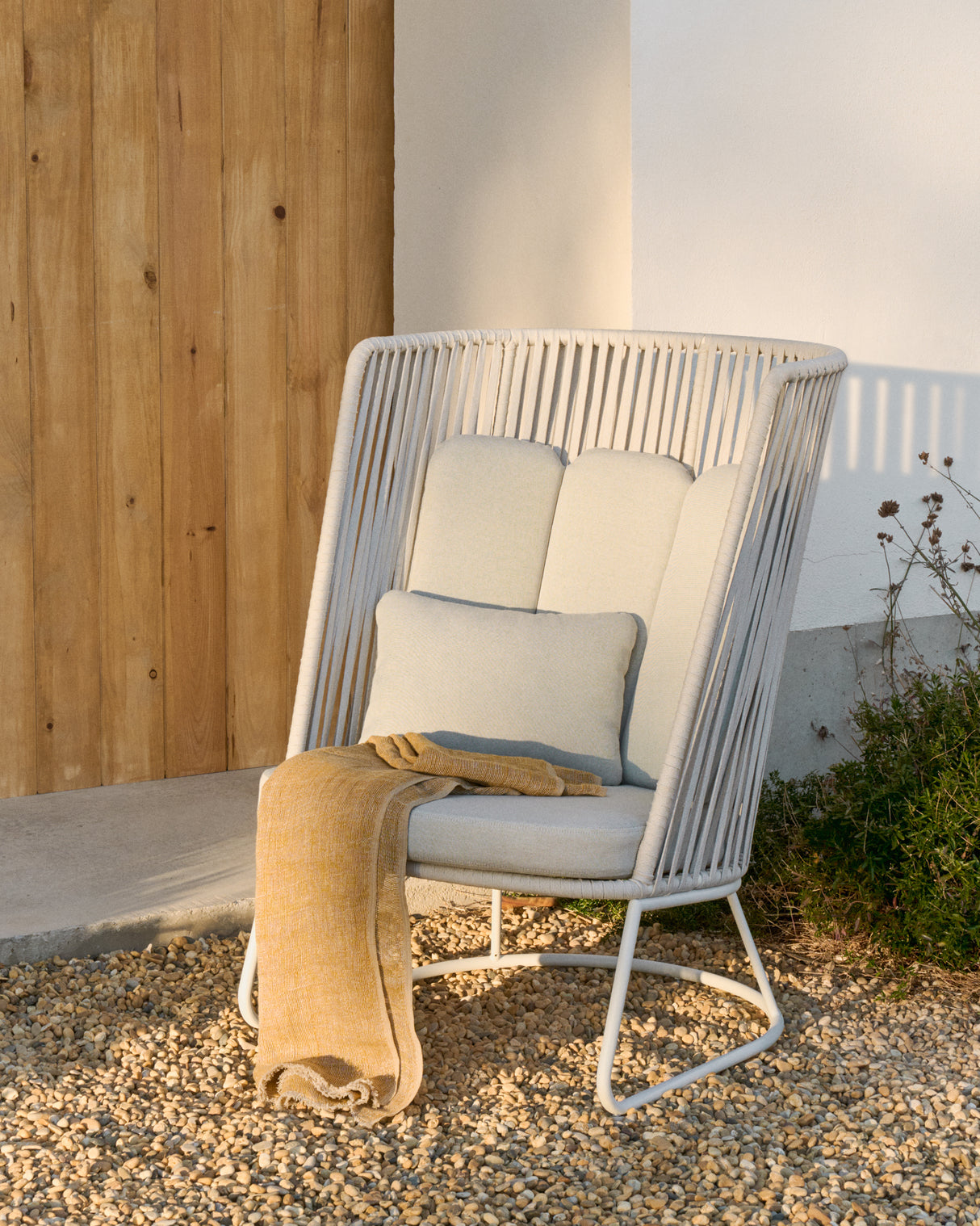 Outdoor-Sessel mit hoher Rückenlehne Saconca aus Seil und grau verzinktem Stahl - ZEN ZONE Furniture