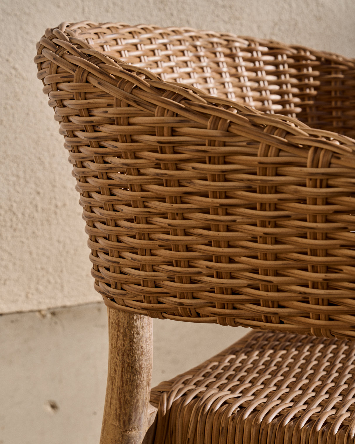 Pola stapelbarer Stuhl 100% Outdoor massiver Eukalyptus 100% FSC Kunstrattan natürliches F - ZEN ZONE Furniture