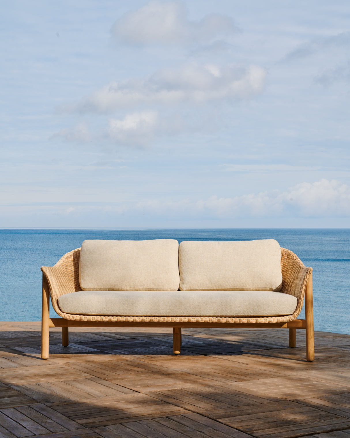 2-Sitzer-Sofa Galea aus massivem Teakholz und synthetischem Rattan 170,5 cm FSC 100% FSC - ZEN ZONE Furniture