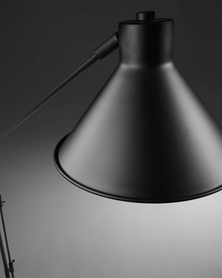 Dione Stehlampe - ZEN ZONE Furniture