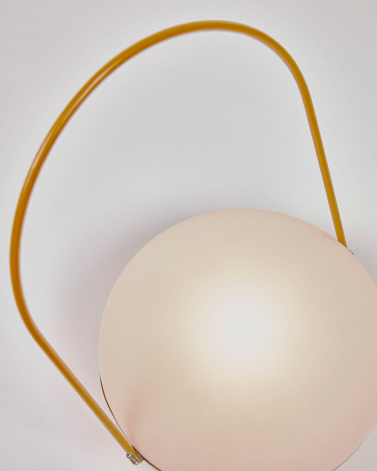 Tea Tischlampe aus Polyethylen und Metall mit senfgelbem Finish - ZEN ZONE Furniture