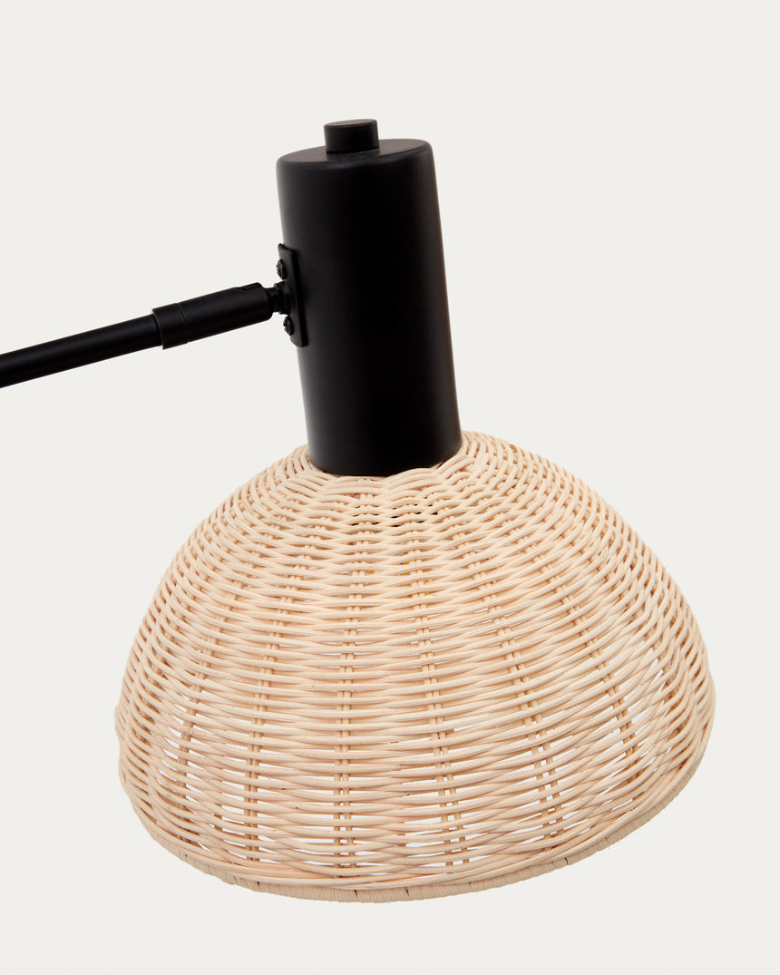 Damila Stehleuchte aus schwarzem Metall und Rattan - ZEN ZONE Furniture