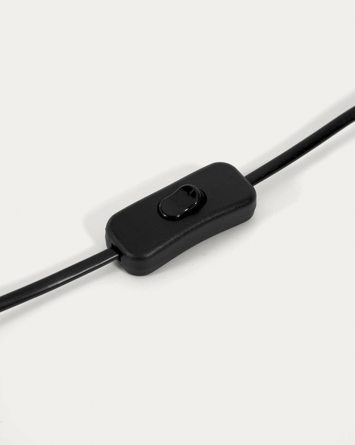 Domicina Tischlampe aus Metall schwarz und grau - ZEN ZONE Furniture