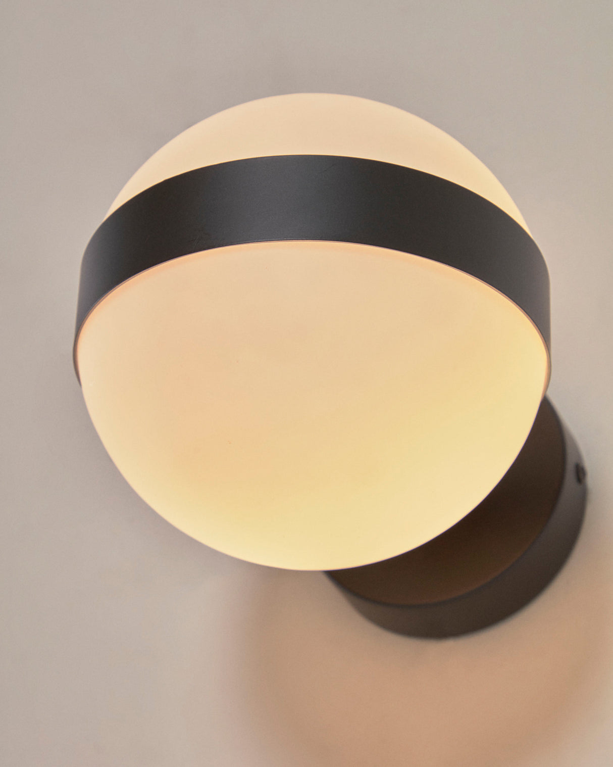 Anasol Wandlampe aus Metall mit schwarzem Finish - ZEN ZONE Furniture