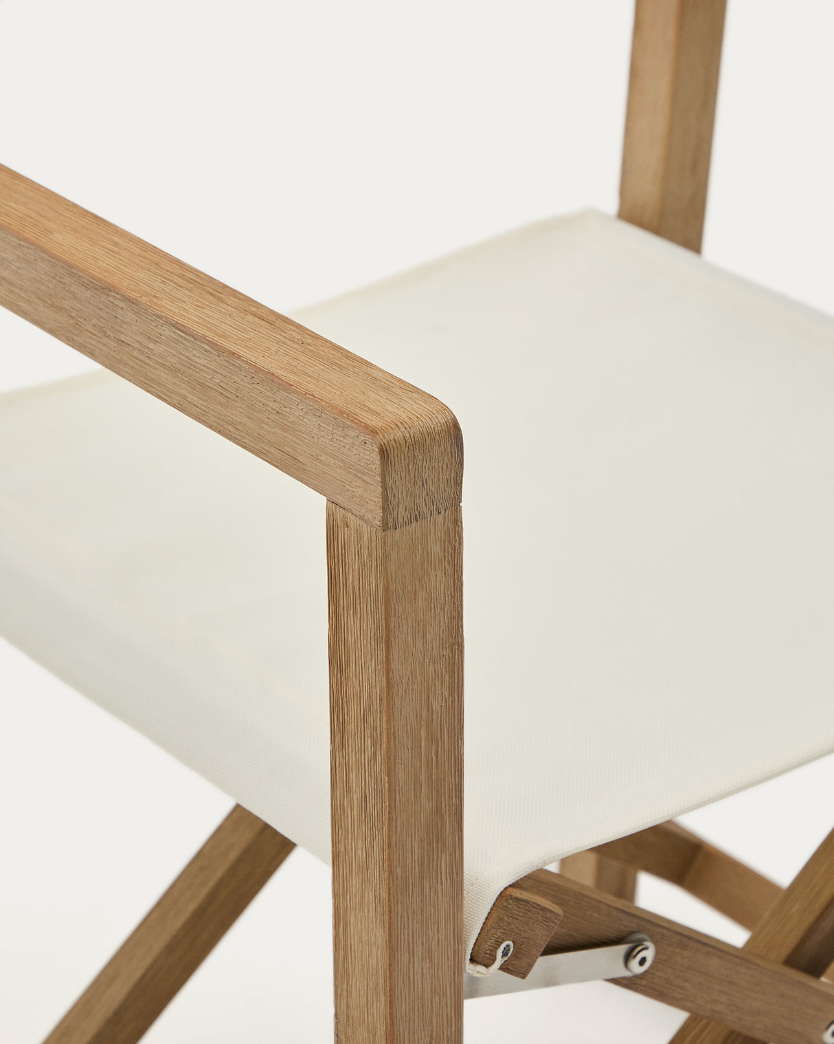 Outdoor-Klappstuhl Vilara in Weiß aus massivem Akazienholz FSC 100% - ZEN ZONE Furniture