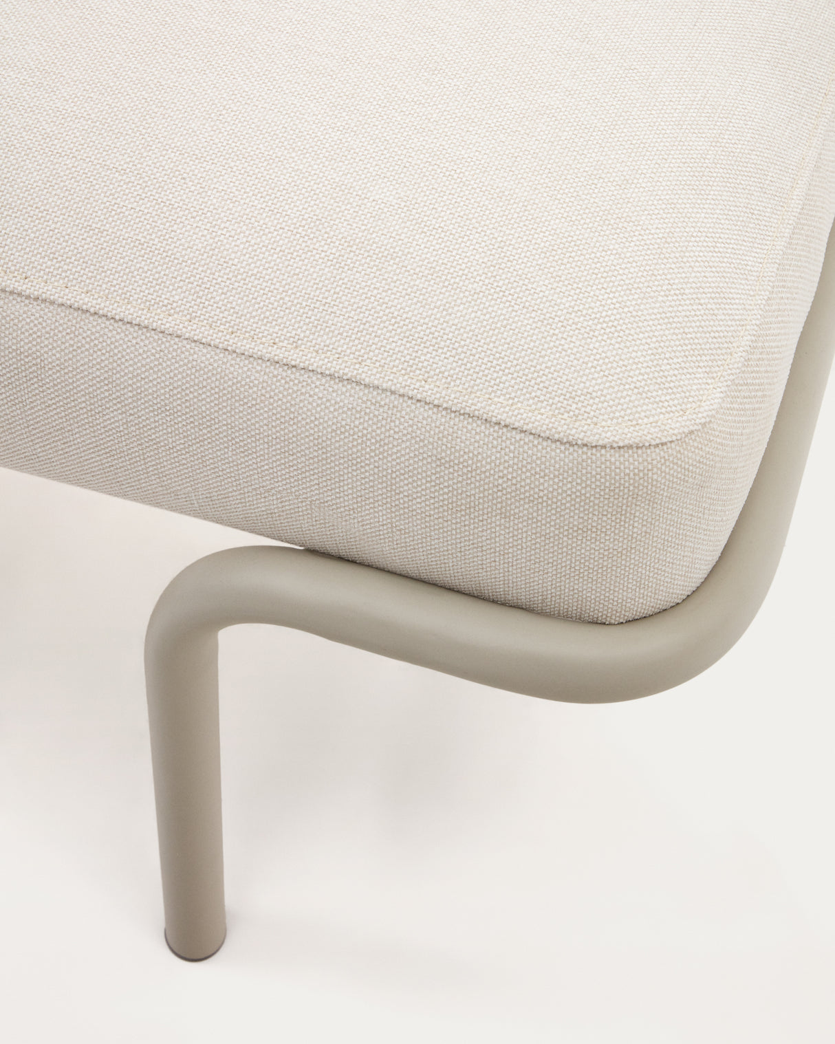 Compo Polsterbank beiger Chenille und graues Metallgestell 130 cm - ZEN ZONE Furniture