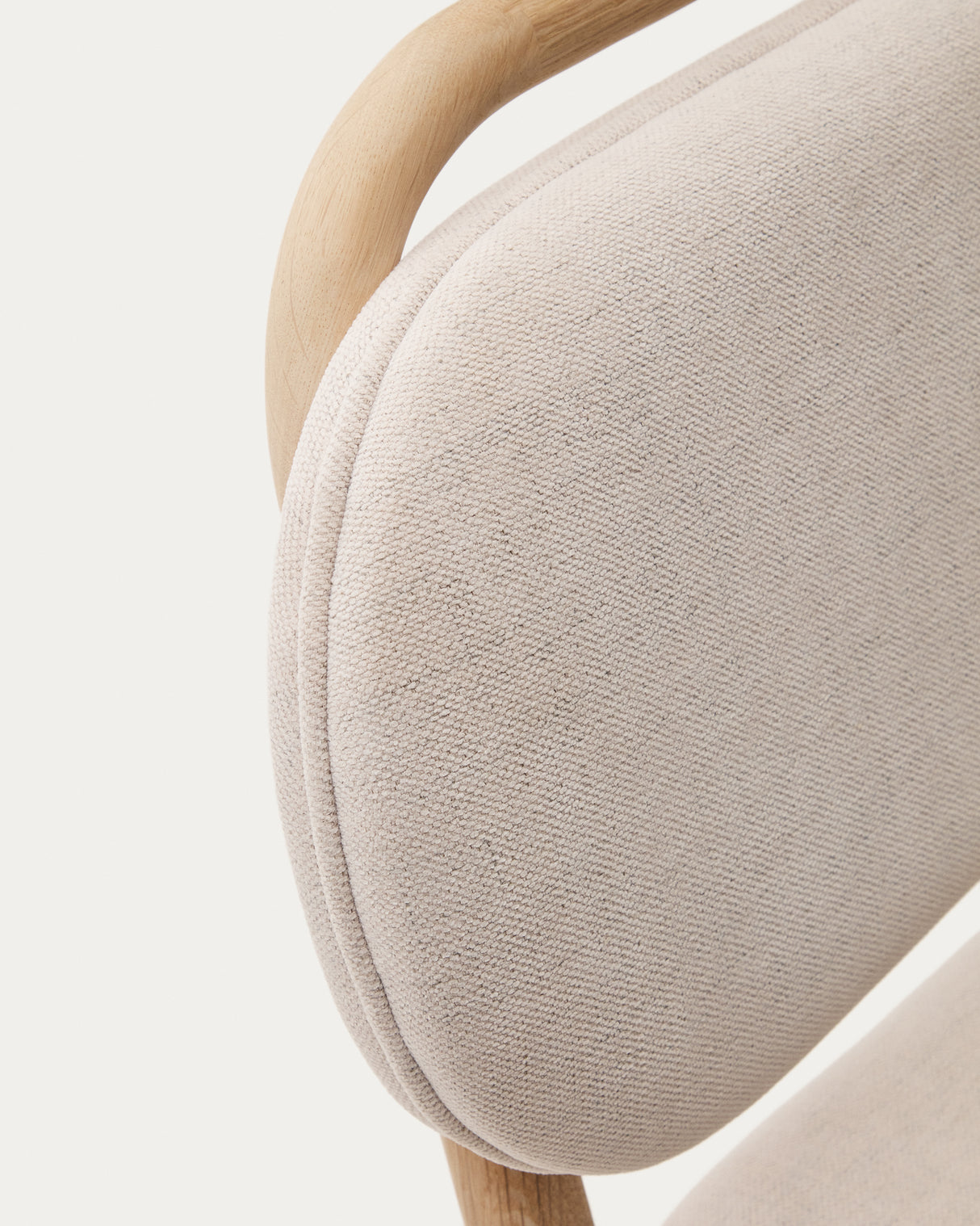 Helda Stuhl aus beiger Chenille und massivem Eichenholz FSC Mix Credit - ZEN ZONE Furniture