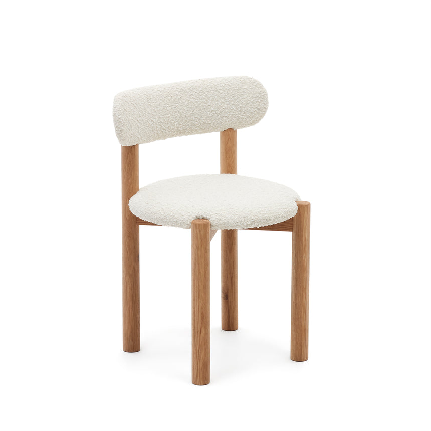 Nebai Stuhl aus weißem Bouclé und massivem Eichenholz mit natürlichem Finish - ZEN ZONE Furniture
