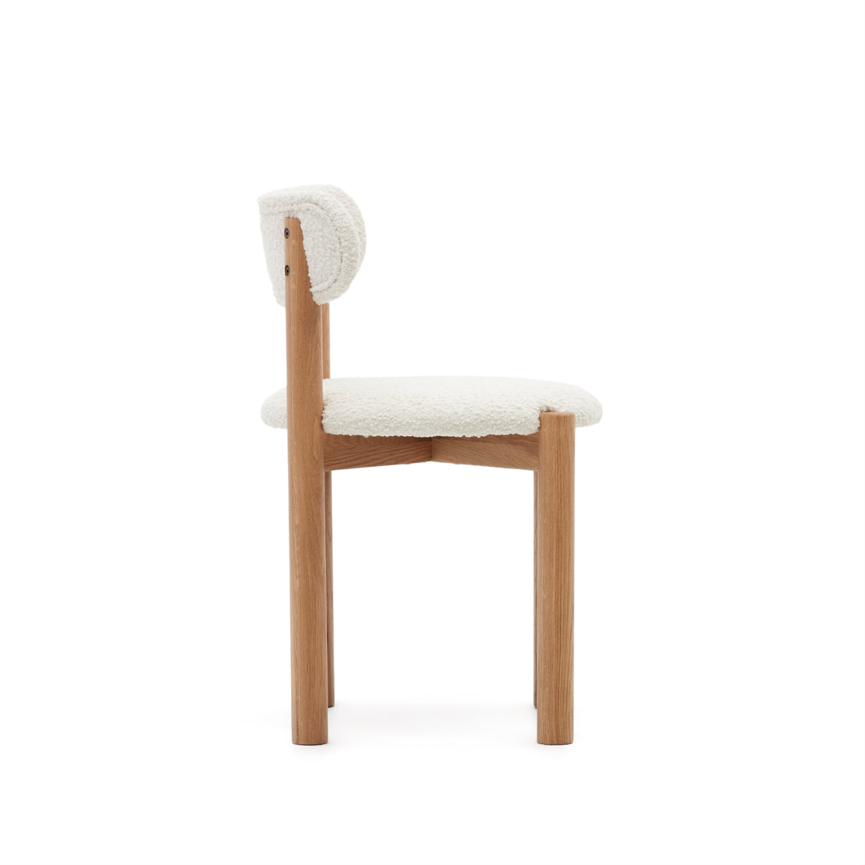 Nebai Stuhl aus weißem Bouclé und massivem Eichenholz mit natürlichem Finish - ZEN ZONE Furniture