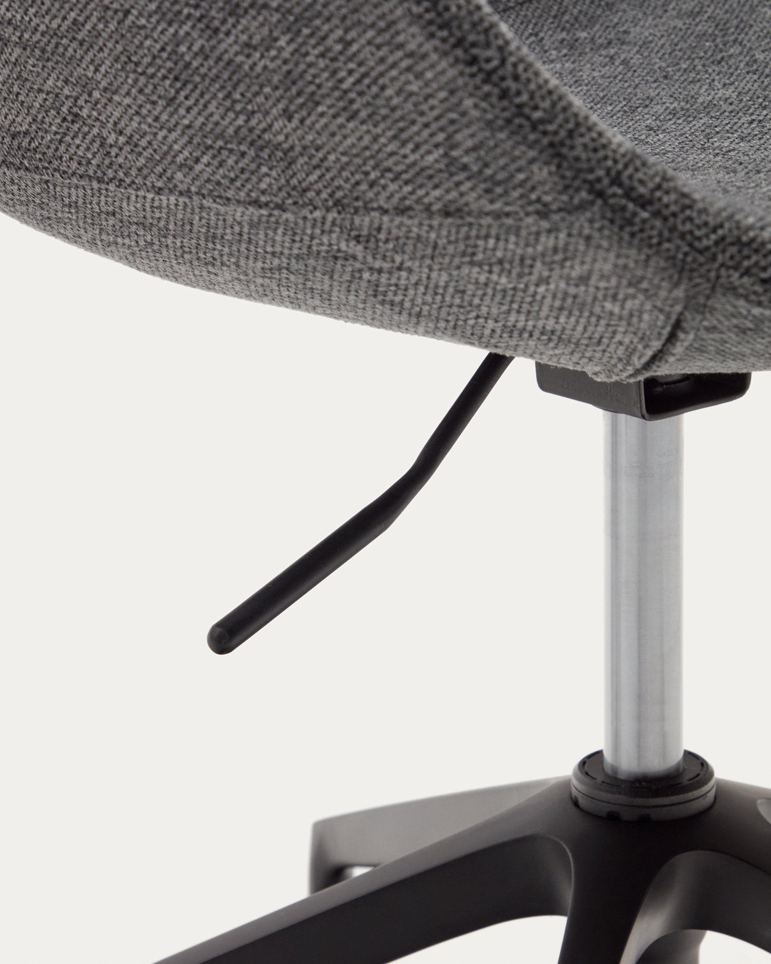 Tissiana Schreibtischstuhl Dunkelgrau und Aluminium mit mattschwarzer Oberfläche - ZEN ZONE Furniture