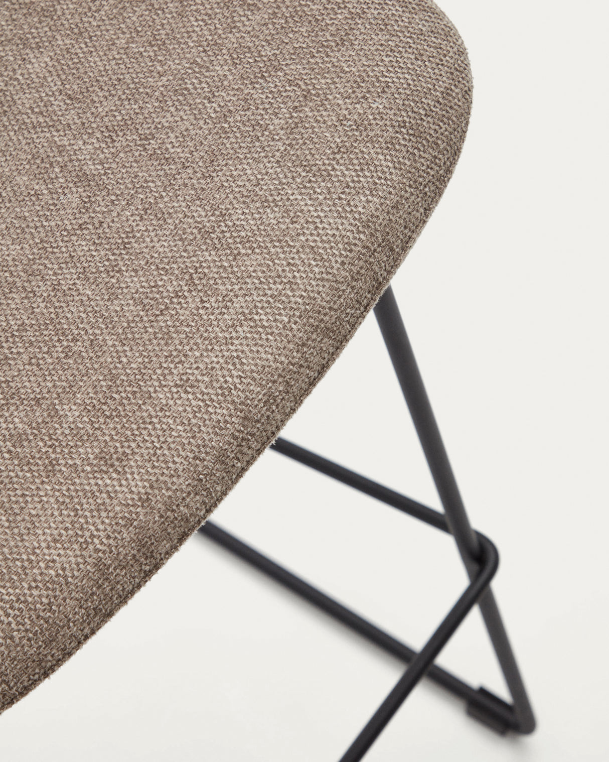 Zahara Hocker Braun 76cm - ZEN ZONE Furniture