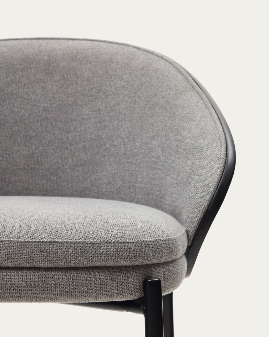 Eamy Hocker hellgraue Chenille Eschenfurnier mit schwarzem Finish und Metall in Schwarz Höhe 65 cm - ZEN ZONE Furniture