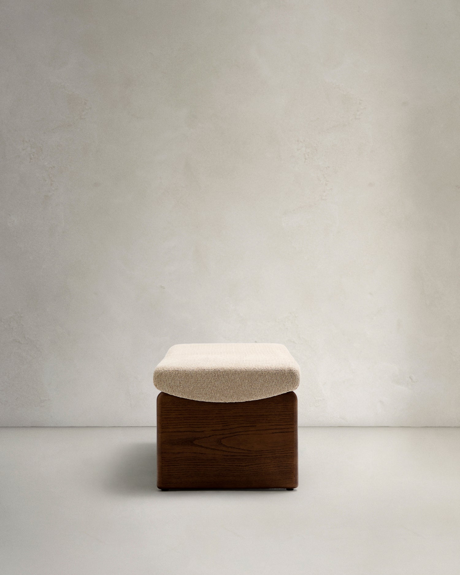 Polsterbank Topaz beiger Chenille und massives Eschenholz mit Walnuss-Finish 150cm FSC 100% - ZEN ZONE Furniture