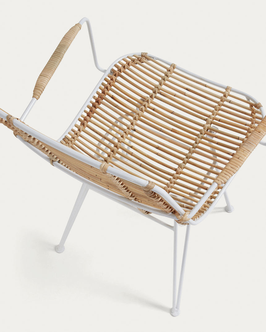 Tishana Stuhl mit Armlehnen aus Rattan und Stahl weiß - ZEN ZONE Furniture