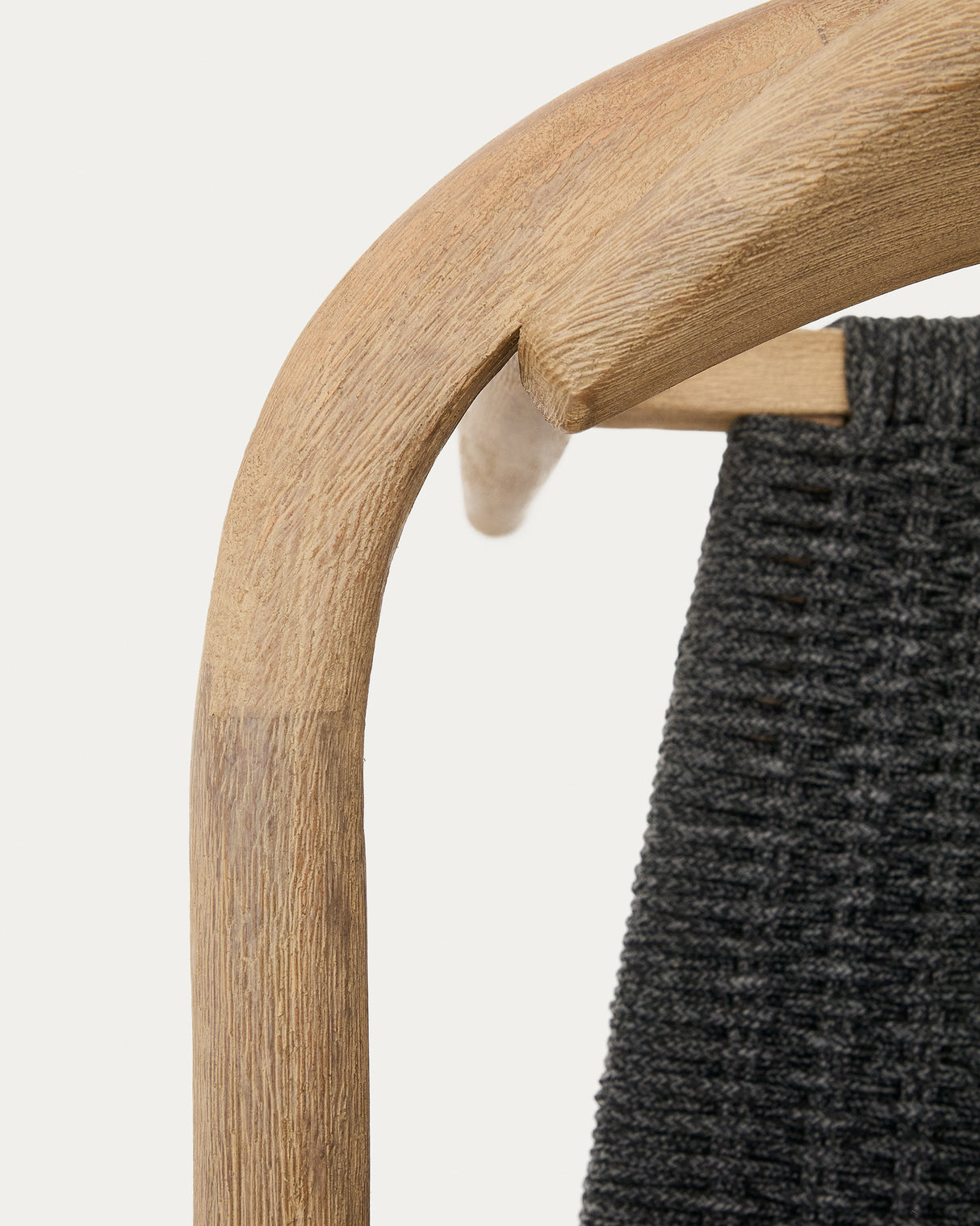 Nina stapelbarer Stuhl aus massivem Akazienholz und Seil in Schwarz - ZEN ZONE Furniture